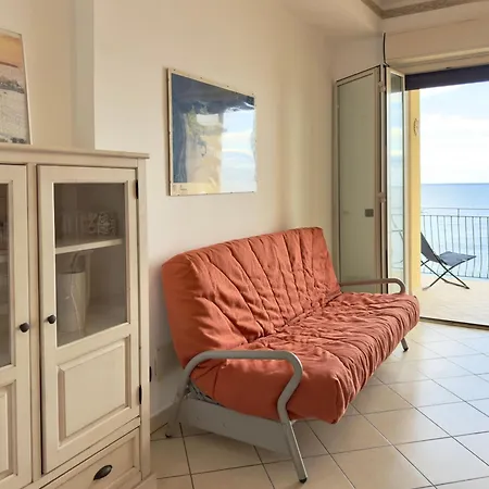 Casa Andrea - Frontemare Con Terrazza דירה *